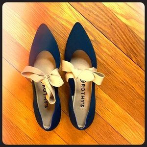 Brand new Rothys Maryjane flat